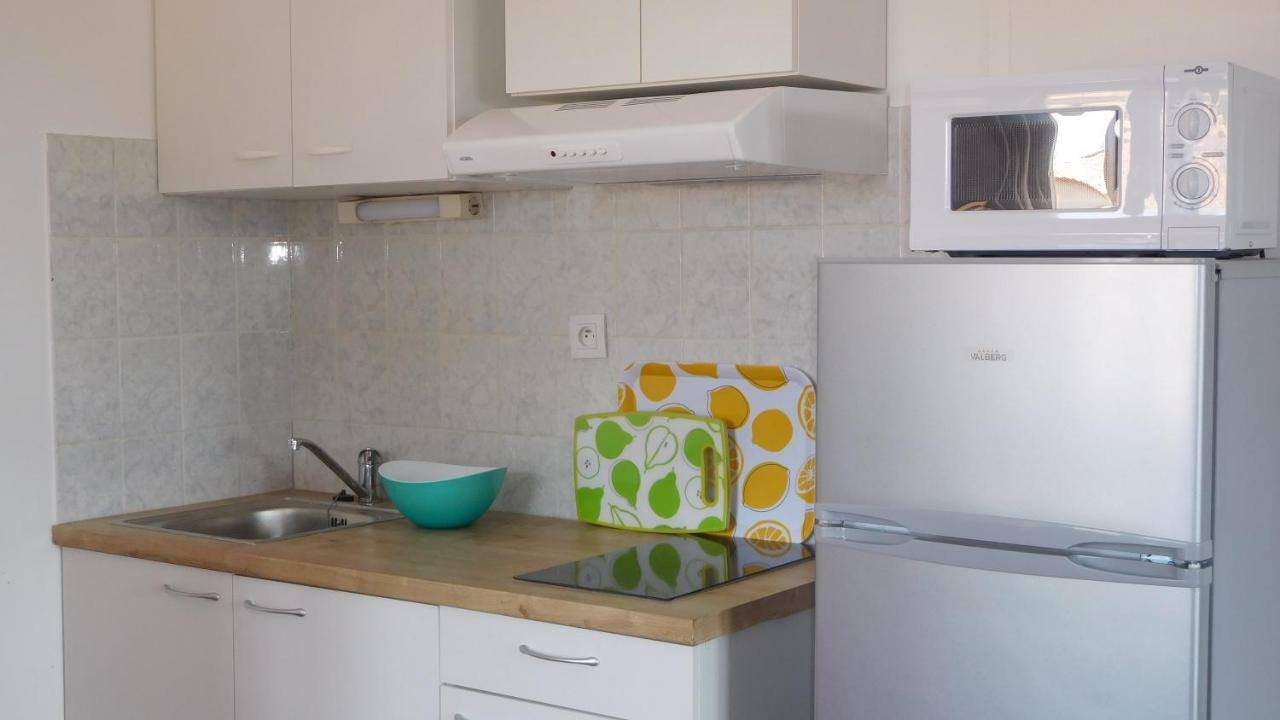 Grand Appartement Dans Maison Avec Piscine Privee Fréjus Exteriér fotografie